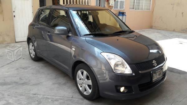 Swift seminuevo factura original -09