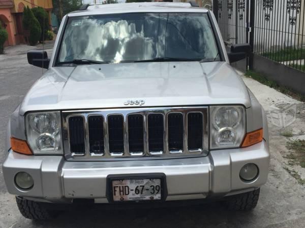 Jeep Commander tomó a Cuent -08