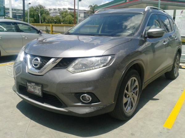 Se vende nissan xtrail advance -15