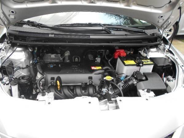 Toyota yaris automatico premium -16