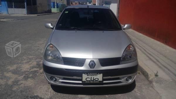 Clio Seminuevo Automatico Equipadisimo 2 Dueños