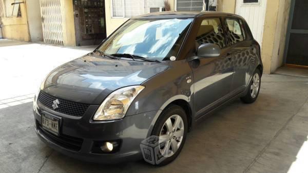 Swift seminuevo factura original -09
