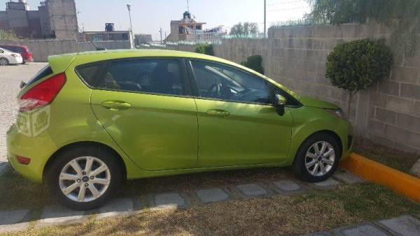 Ford fiesta hatchback, color verde, automático, -12