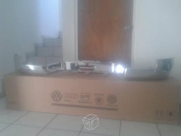 Facia trasera ORIGINAL amarok vw