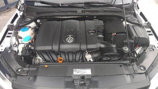 Volkswagen jetta mk6 style active estandar aac ba -11