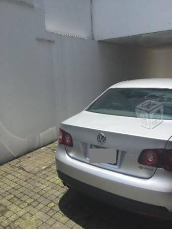 Volkswagen Bora Sport Triptonic 4p -09