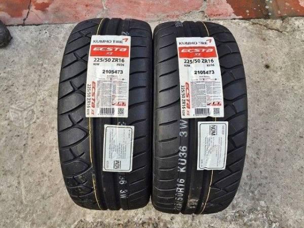 2 llantas kumho xs ecsta ku36