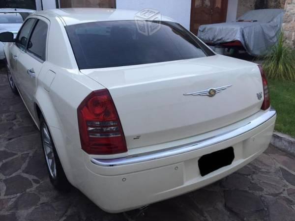 300 C motor hemi piel mexicano unico dueno impec -06