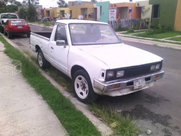 Nissan pick up