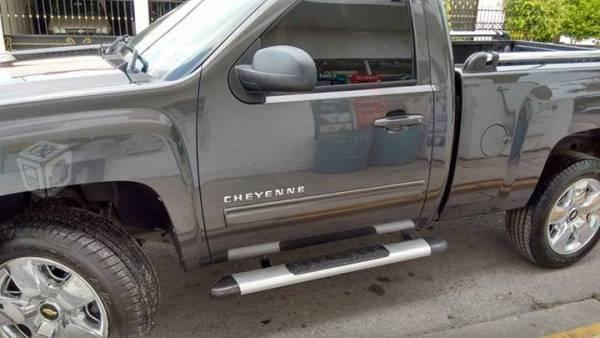 Chevrolet Modelo: Cheyenne -11