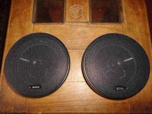 Par de bocinas nuevas Boss ck65
