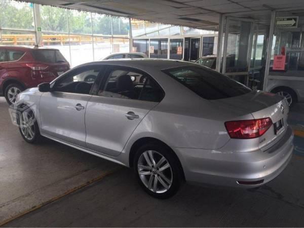 Volkswagen Jetta Nuevo Sportline L5/2.5 Aut QC Wel -15