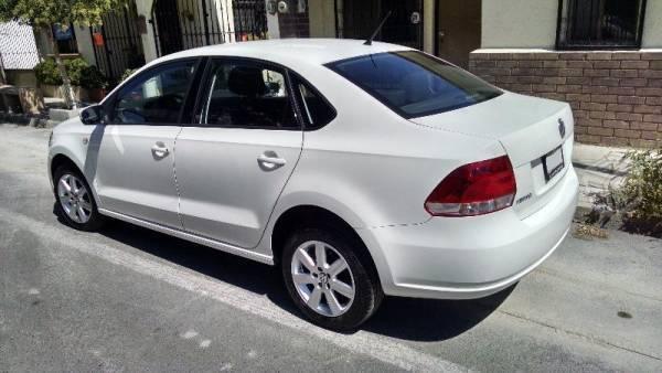 Volkswagen Vento Active -14