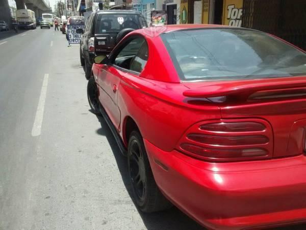 Mustang Rojo -95