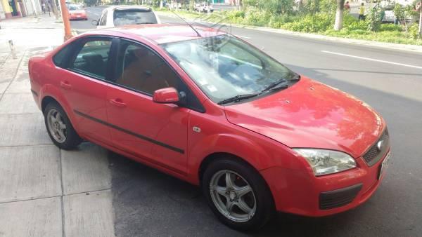 Ford Focus Rojo -07