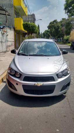 Chevrolet sonic ls -12