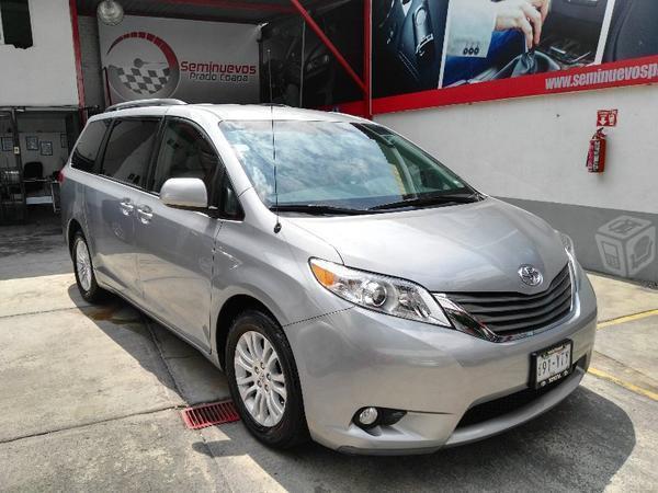 Toyota Sienna Xle Impecable Fact Orginal Toyota -13