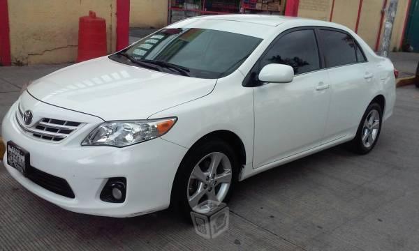 Corolla xle única dueña -13