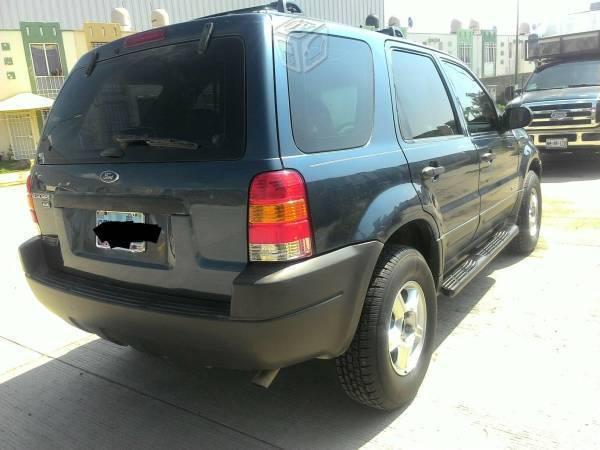 ford escape -01