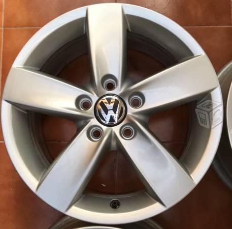 Rines originales vw Jetta mk6 16