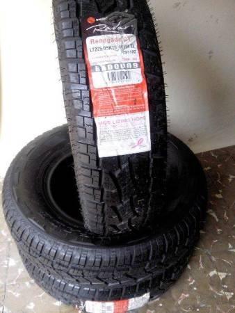 3 llantas 225/75r16 LT 10 capas Radar