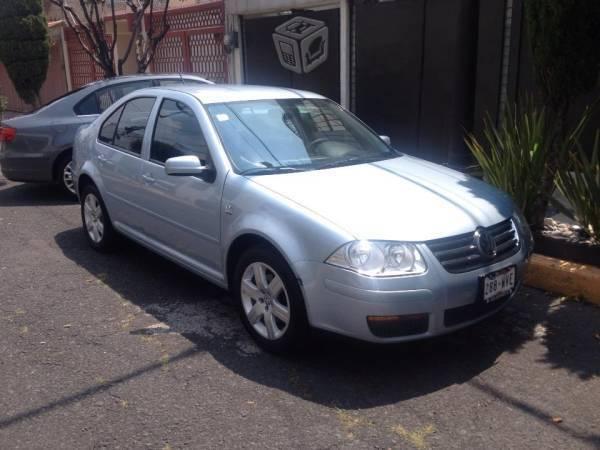 Vw Jetta trendline único dueño -10