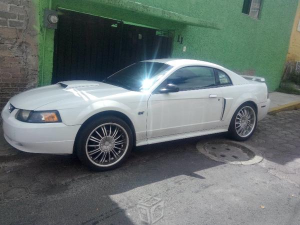 Mustang GT V8 -02